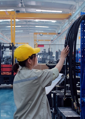 7、附件充足交貨快